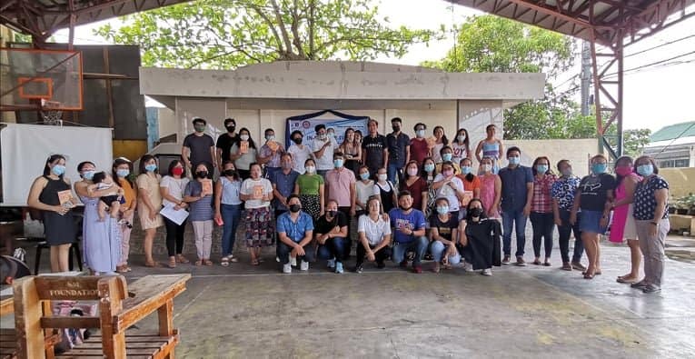 Using Wikipedia and Bridging the Gender Gap: In-Service training for Teachers in Philippines