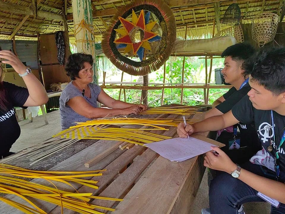 Initial process of bamboo weaving, Kunokuno, CC BY-SA 4.0